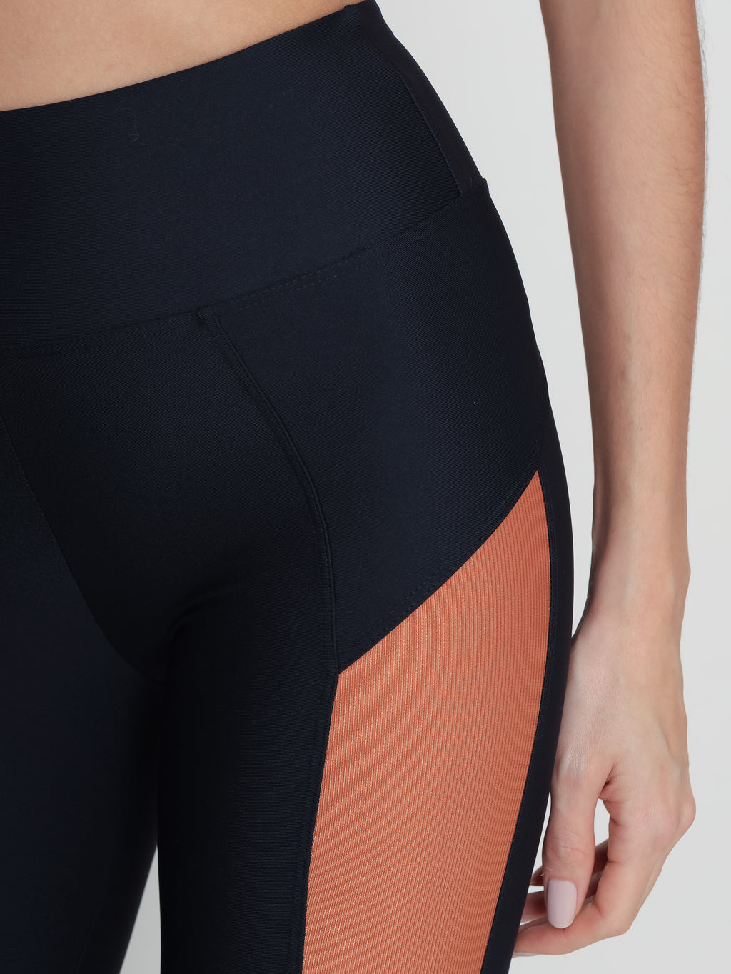 Ballet Black Cognac Performance Legging