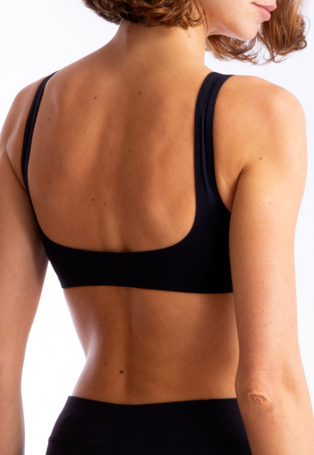 Kick Black Plain Sports Bra