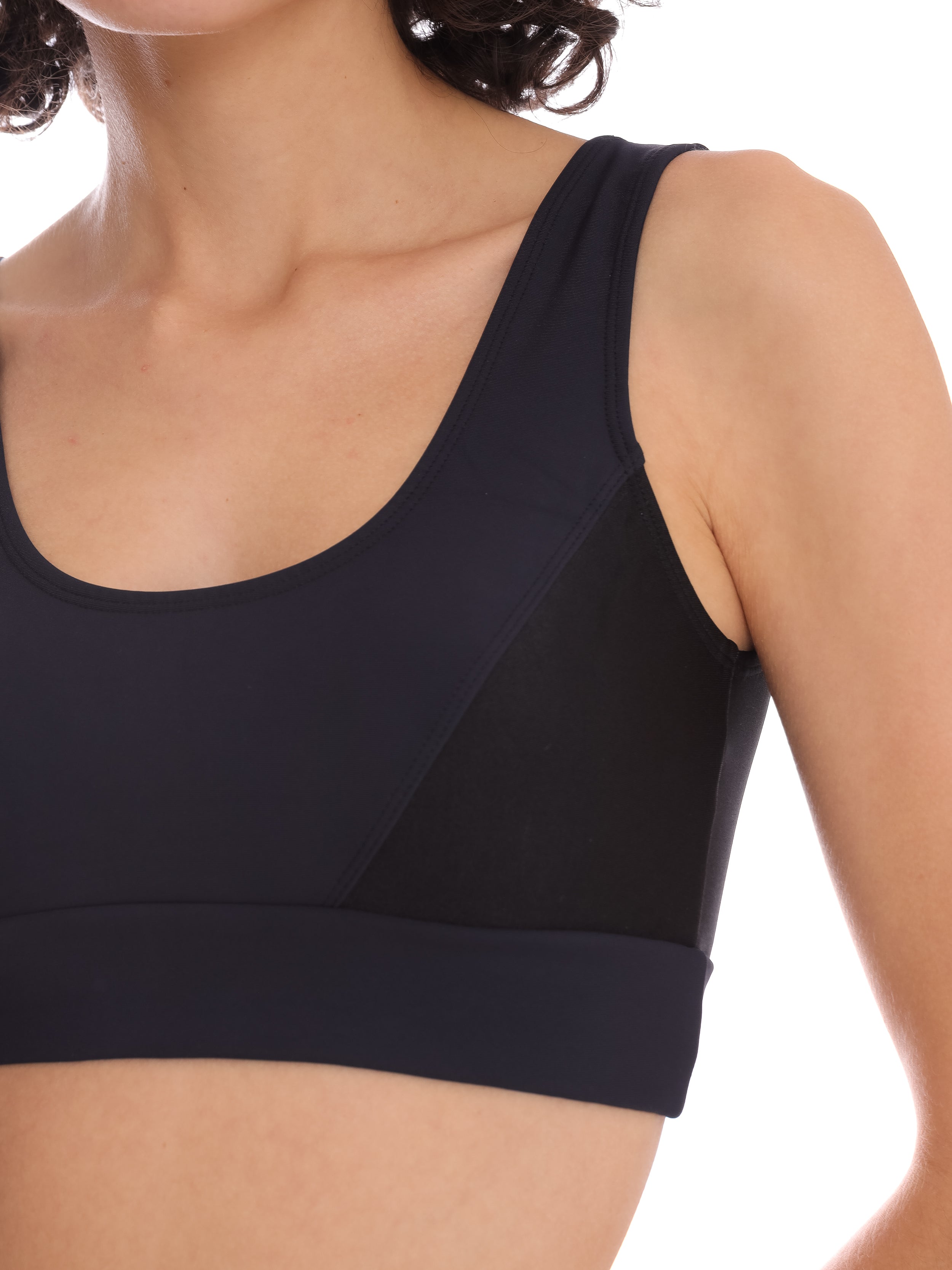 Flow Black High Support Sports Bra