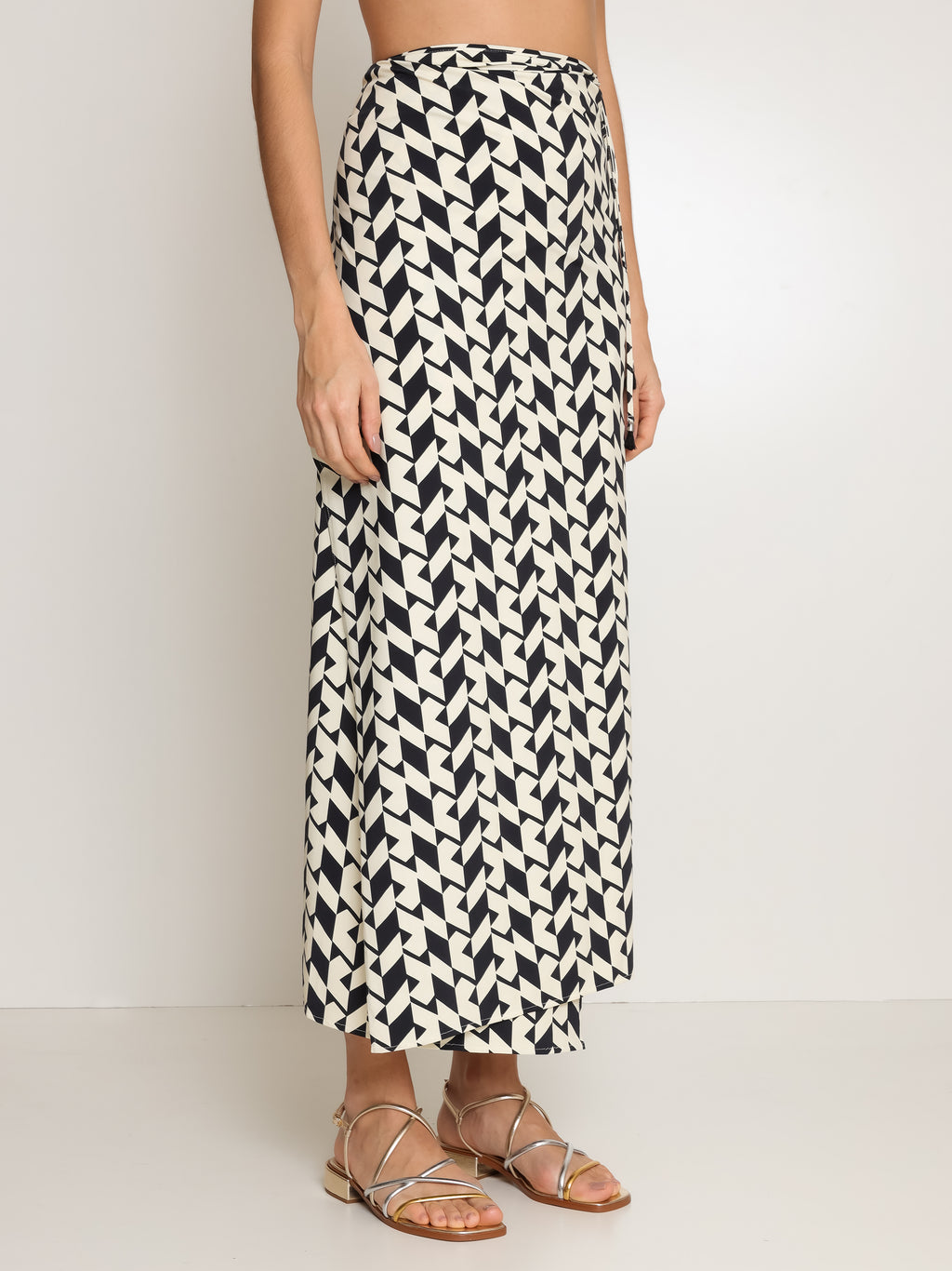 Diana Geometric-Print Skirt Pareo Knotted Cover-Up