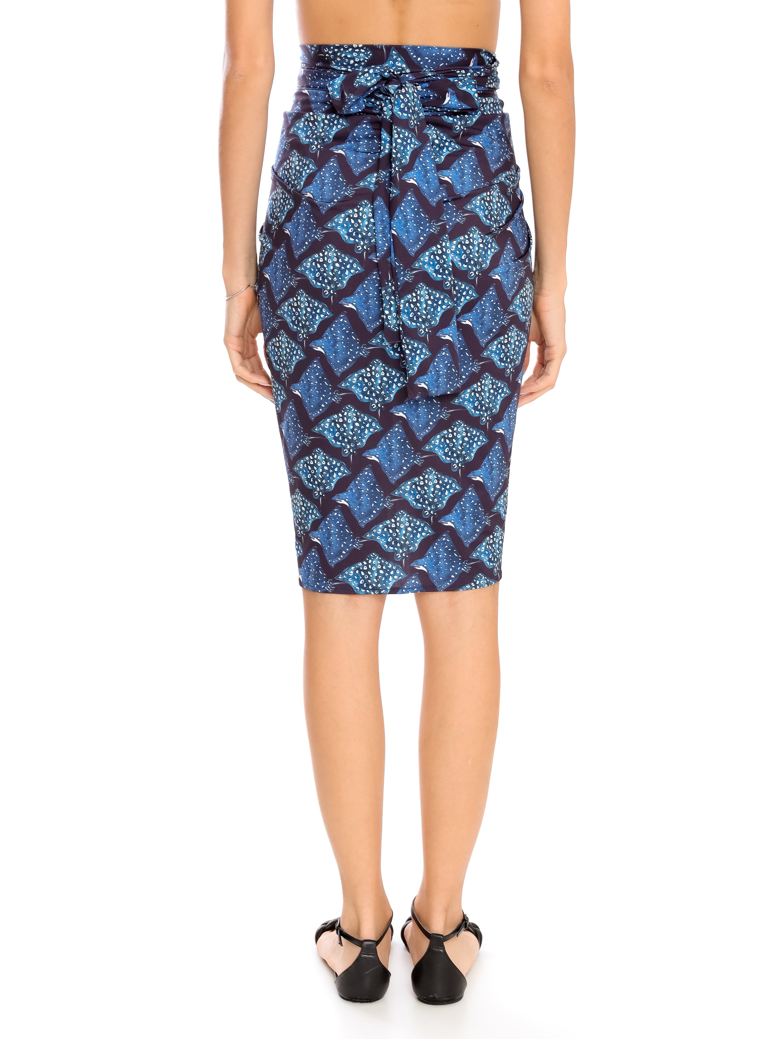 Orixa Stingrays-Print Pareo Multi-Wear Wraparound Midi Skirt