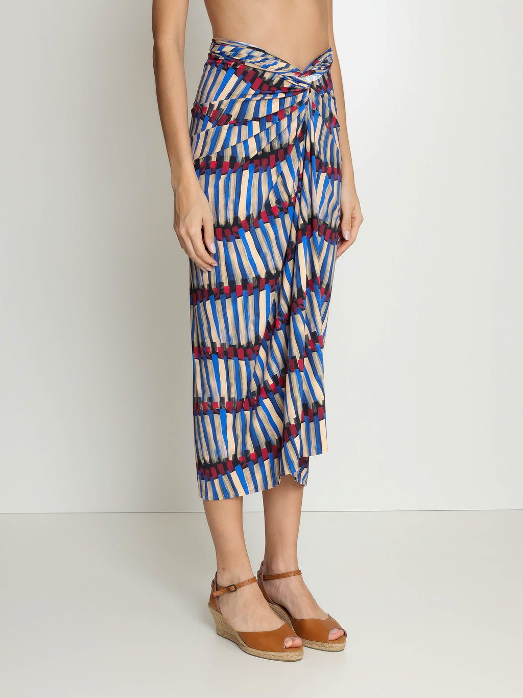 Diana Graphic-Print Skirt Pareo Knotted Cover-Up
