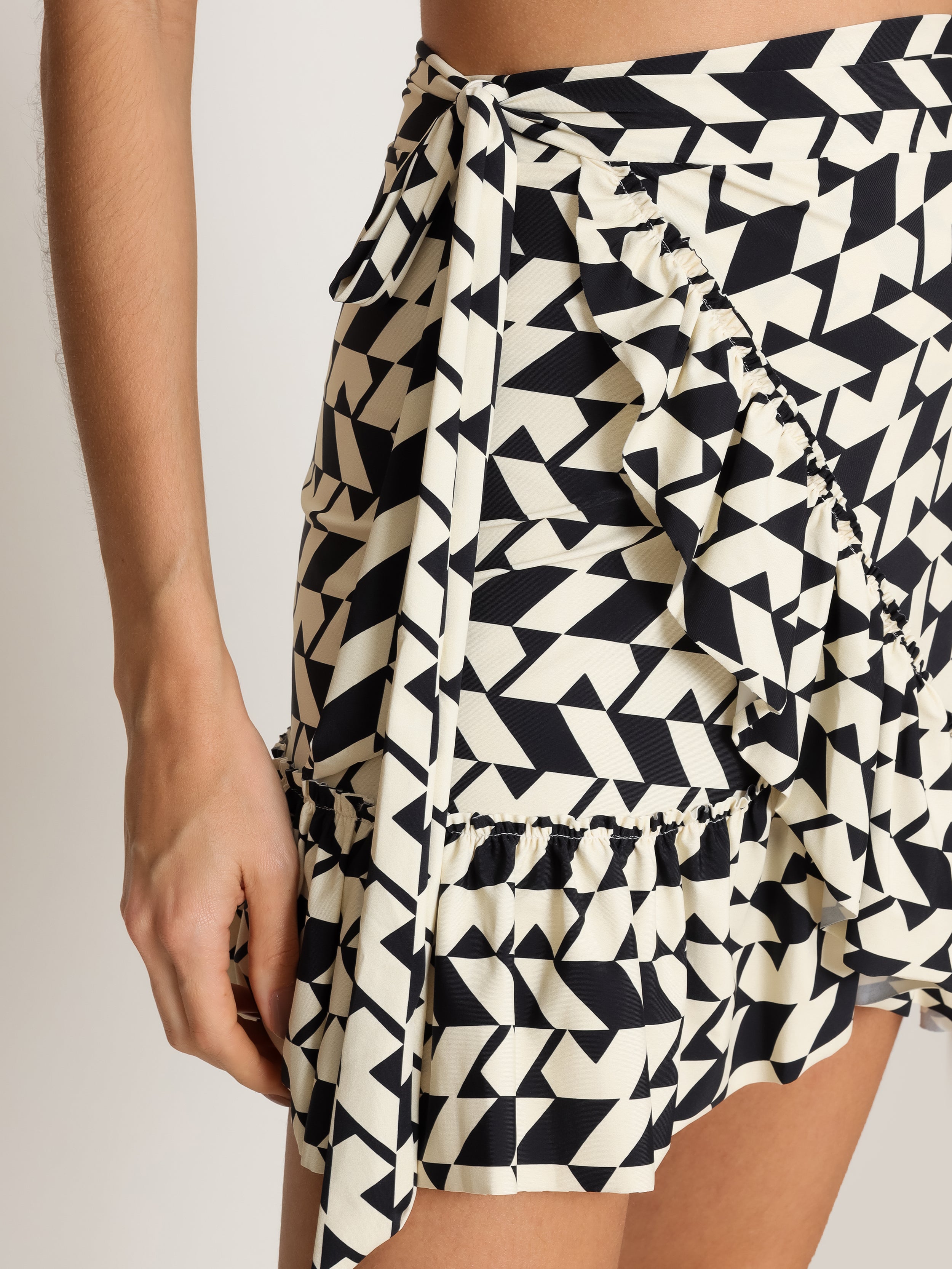 Laurita Geometric-Print Ruffled Miniskirt