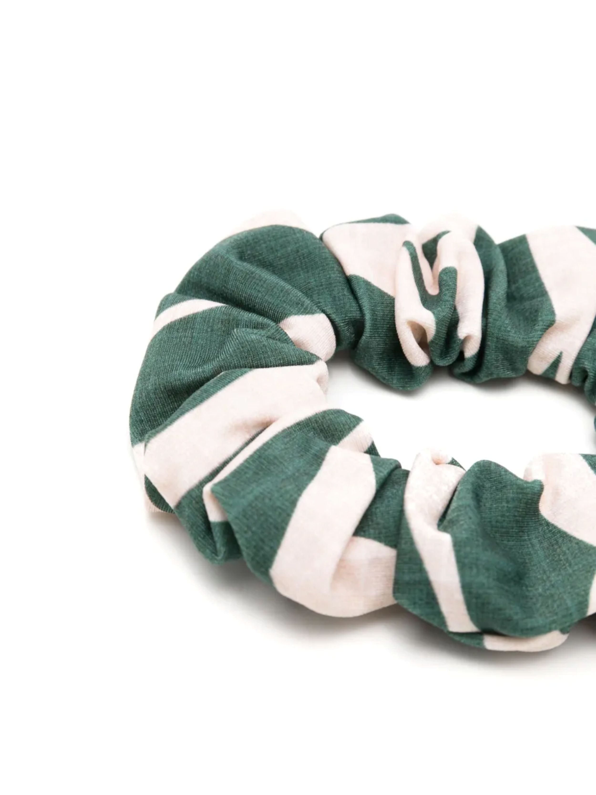Lola Scrunchie Hair