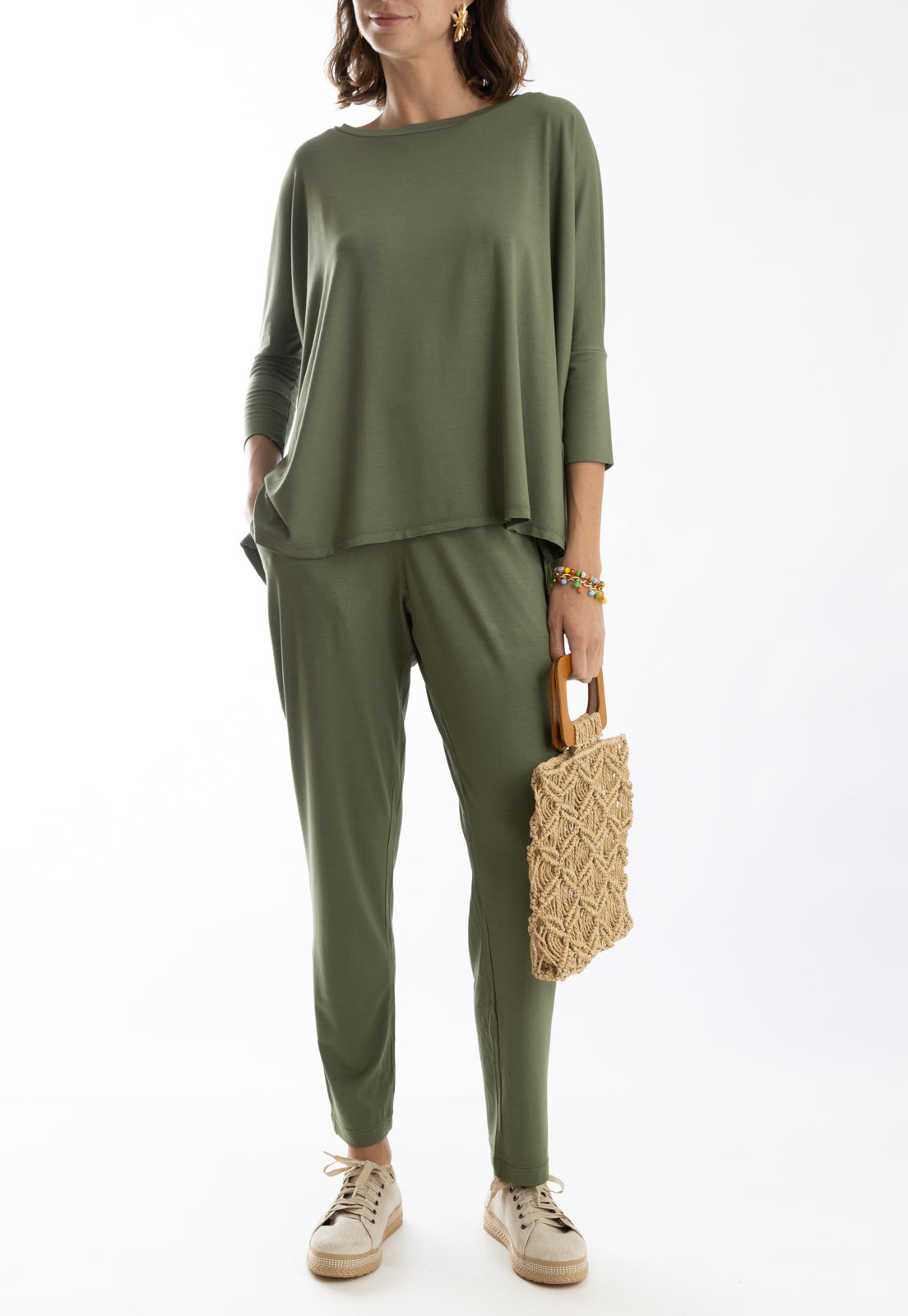 Mainá Military Green Plain T-Shirt